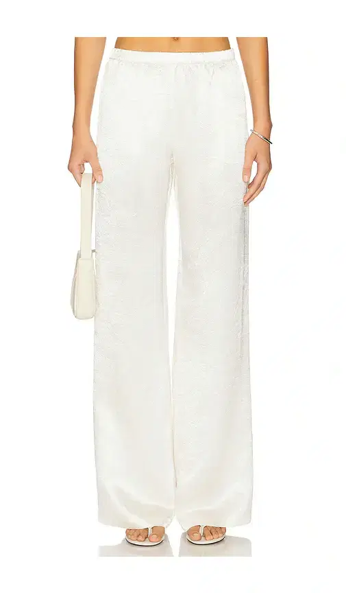Amanda Uprichard Mariko Pant