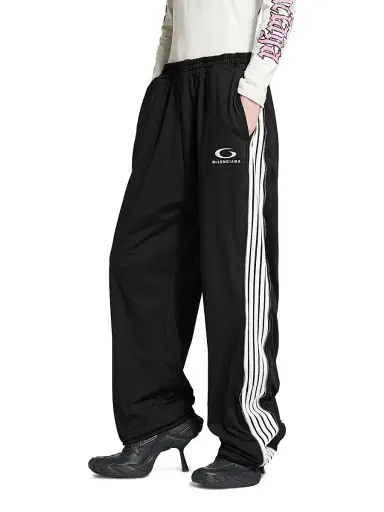 Balenciaga Women's Loop Sports Icon Zipped Sweatpants | Thumbnail 5 Balenciaga Women's Loop Sports Icon Zipped Sweatpants | Thumbnail 5