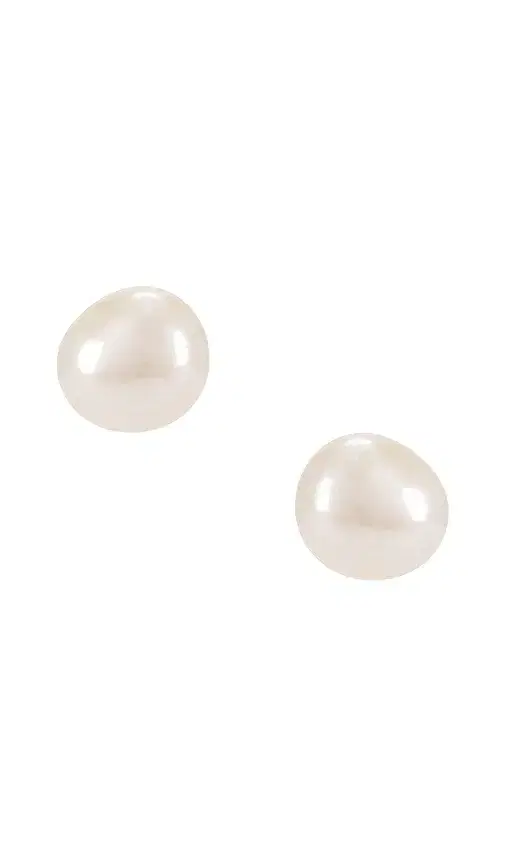 SHASHI Pearl Stud Earring