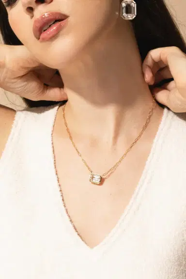 GOSHWARA Rock Crystal East West Pendant Necklace | Thumbnail 4