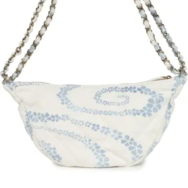 Chanel Chanel Large Coco Beach Hobo Bag in White and Blue Denim Light Gold Hardware | Thumbnail 4