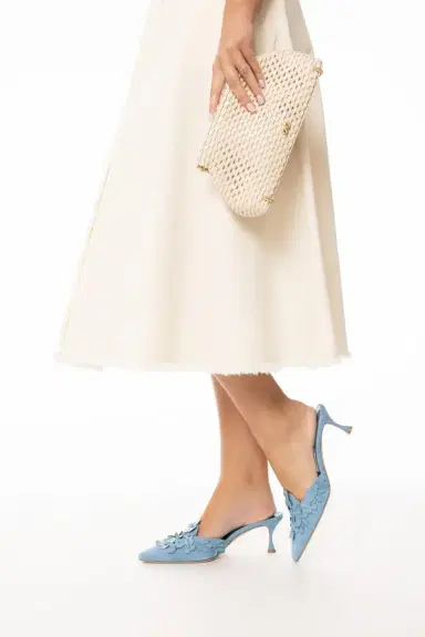 Manolo Blahnik Harnes Mone Tial 050 Mule | Thumbnail 2 Manolo Blahnik Harnes Mone Tial 050 Mule | Thumbnail 2