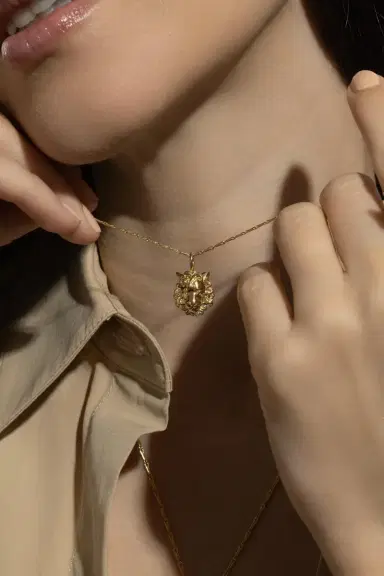Brent Neale Small Leo Zodiac Necklace | Thumbnail 3 Brent Neale Small Leo Zodiac Necklace | Thumbnail 3