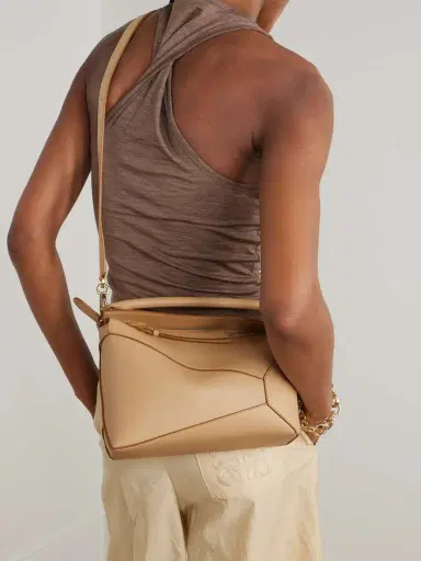 Loewe Puzzle Edge Small Leather Shoulder Bag | Thumbnail 6