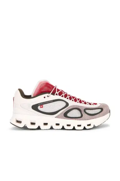 ON x FKA twigs Cloud Sneaker | Thumbnail 1 ON x FKA twigs Cloud Sneaker | Thumbnail 1