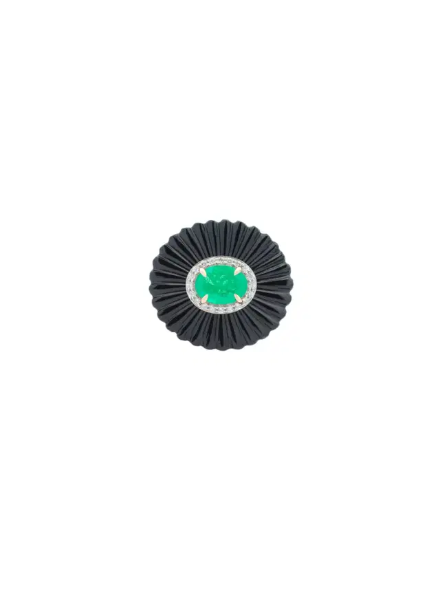 18.65ct Diamond Emerald Onyx 18K Gold Flower Cocktail Ring
