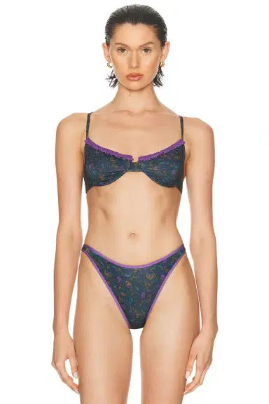 Heavy Manners Ruffled Up Underwire Bikini Top | Thumbnail 1