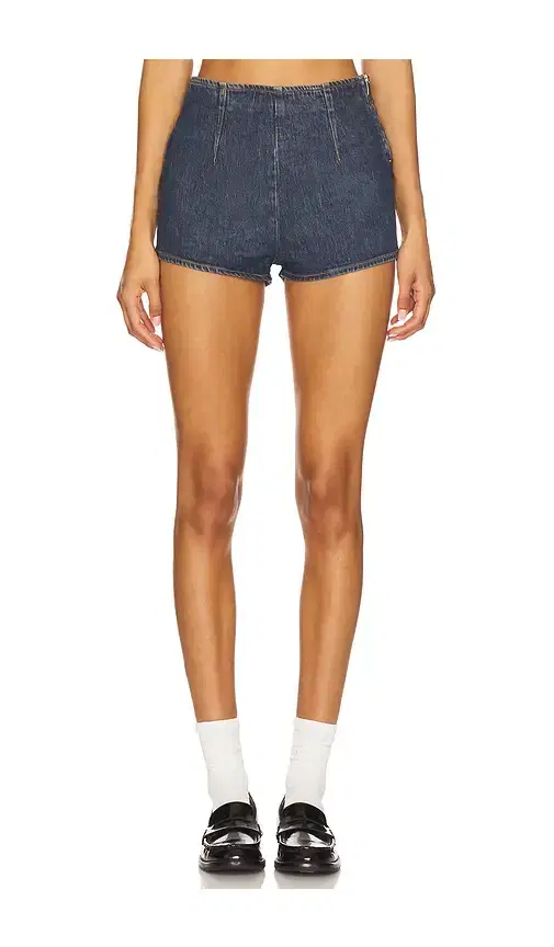 Velma Hot Short