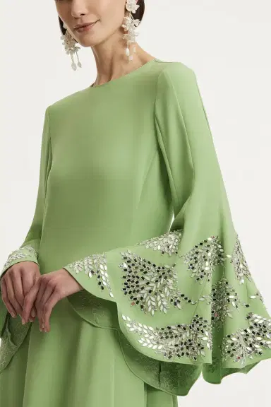 Oscar de la Renta Long Sleeve Crystal Embroidered Caftan | Thumbnail 4