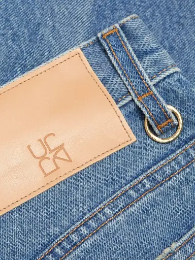 Ulla Johnson Women's Agnes Washed-Denim Crop Jeans - Danube | Thumbnail 7 Ulla Johnson Women's Agnes Washed-Denim Crop Jeans - Danube | Thumbnail 7