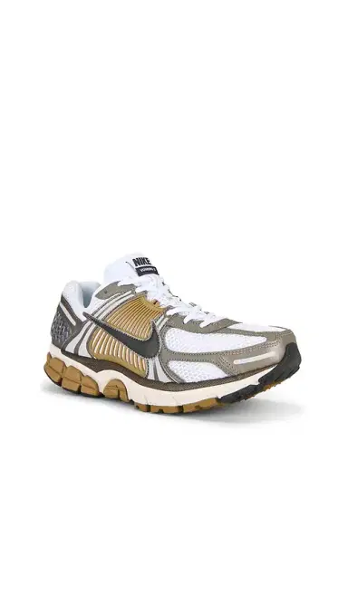 Nike Nike Zoom Vomero 5 | Thumbnail 2 Nike Nike Zoom Vomero 5 | Thumbnail 2