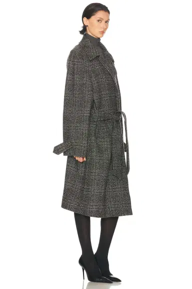 Balenciaga Layer Raglan Coat | Thumbnail 2