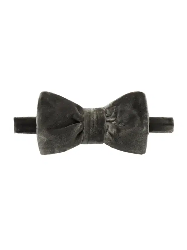 Tom Ford Pre-Tied Cotton-Velvet Bow Tie - Men