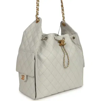Chanel Chanel Medium 25 Hobo Bag Light Grey Caviar Antique Gold Hardware | Thumbnail 2