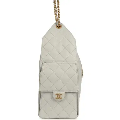 Chanel Chanel Medium 25 Hobo Bag Light Grey Caviar Antique Gold Hardware | Thumbnail 4