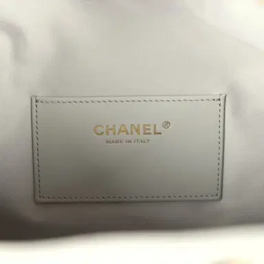 Chanel Chanel Medium 25 Hobo Bag Light Grey Caviar Antique Gold Hardware | Thumbnail 10