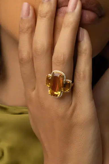 GOSHWARA Citrine Three Stone Gossip Ring | Thumbnail 3