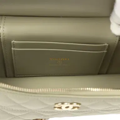 Chanel Chanel Trendy Top Handle Long Vanity Case with Chain Khaki Caviar Light Gold Hardware | Thumbnail 9