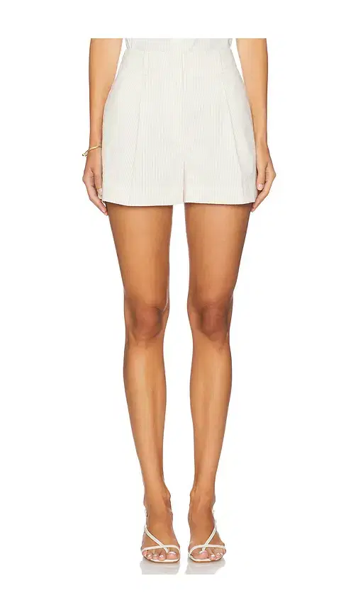 L'Academie Emi Short