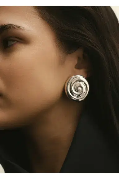 Louis Abel Uzu Earrings | Thumbnail 2