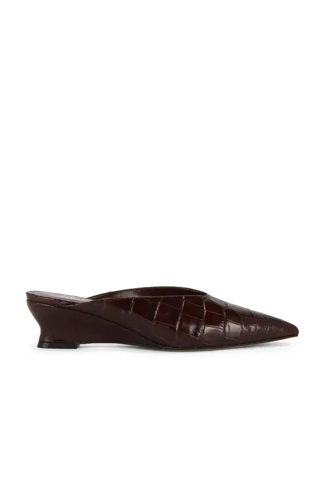 LE MONDE BÉRYL Victoria Micro Wedge Mule