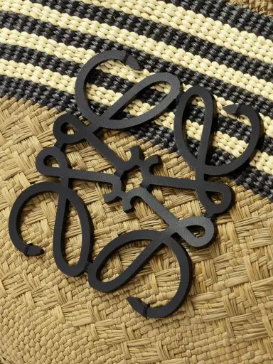 Loewe + Paula's Ibiza Anagram Basket Medium Leather-trimmed Striped Raffia Tote | Thumbnail 4 Loewe + Paula's Ibiza Anagram Basket Medium Leather-trimmed Striped Raffia Tote | Thumbnail 4