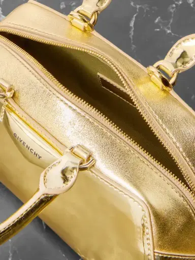 Givenchy Antigona East-west Mini Mirrored-leather Tote | Thumbnail 5 Givenchy Antigona East-west Mini Mirrored-leather Tote | Thumbnail 5
