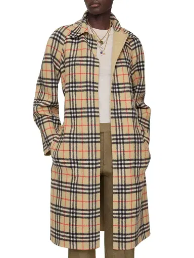Burberry Women's Turnbridge Wool Reversiable Wrap Coat - Sand Ip Check | Thumbnail 4