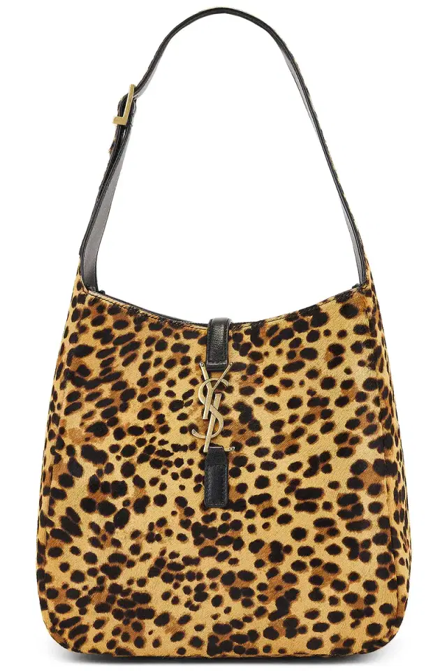 Small Le 5 A 7 Supple Shoulder Bag Small Le 5 A 7 Supple Shoulder Bag