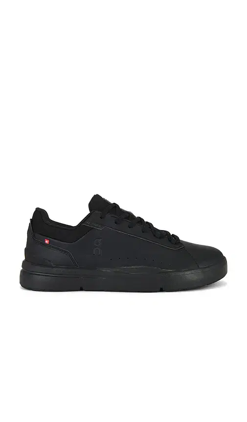 The Roger Advantage Sneakers