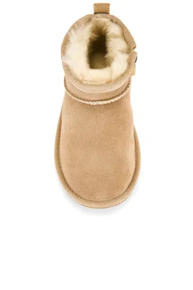 UGG Toddler Classic Ultra Mini Boot | Thumbnail 4 UGG Toddler Classic Ultra Mini Boot | Thumbnail 4