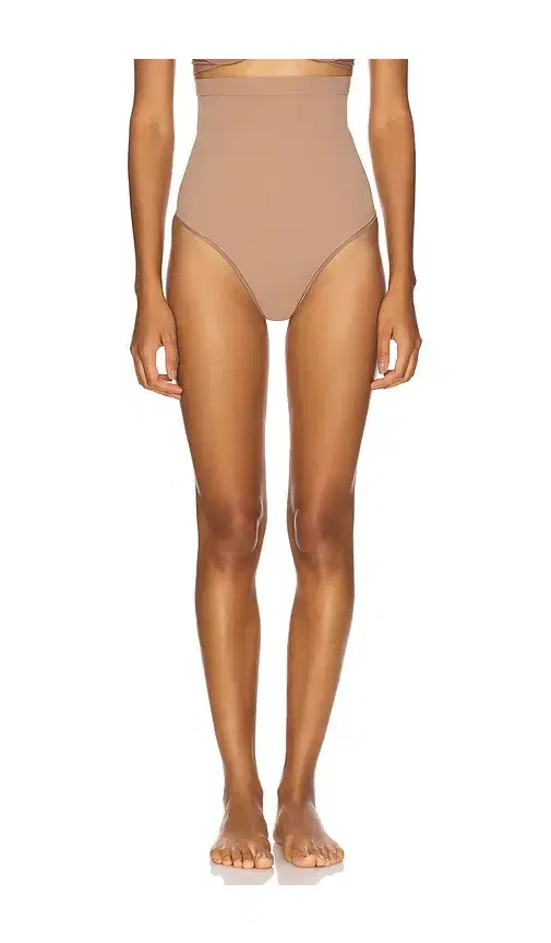 Seamless Power High Waisted Thong