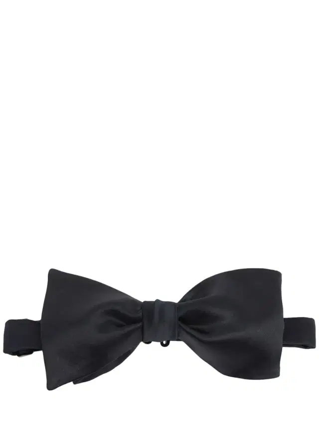 Duchesse Satin Bow Tie Duchesse Satin Bow Tie