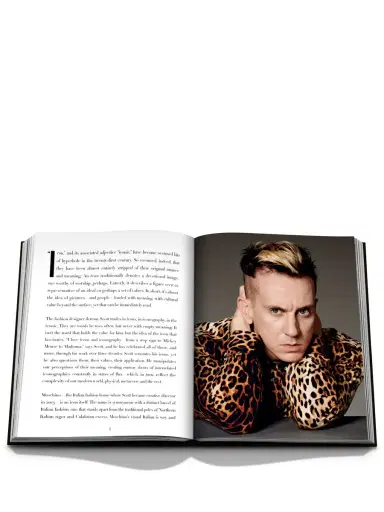 ASSOULINE Moschino | Thumbnail 3