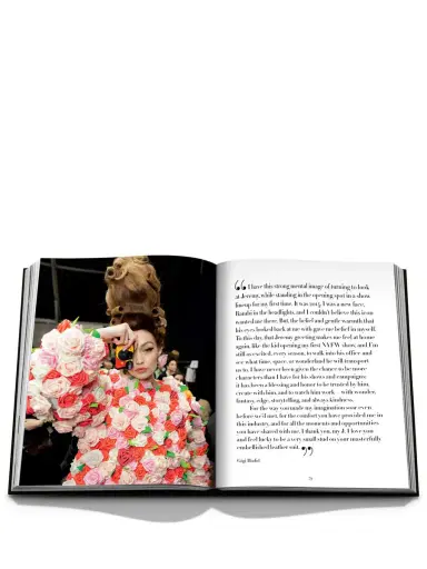 ASSOULINE Moschino | Thumbnail 6