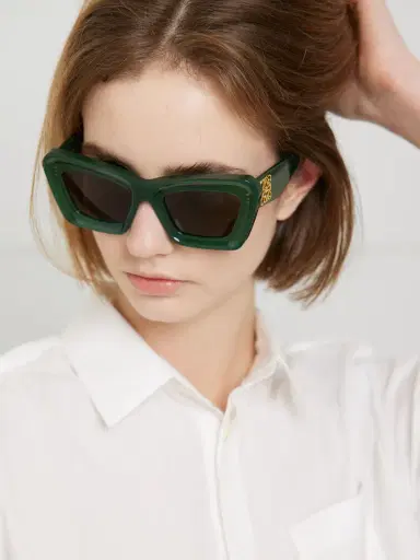 LOEWE Anagram Cat-eye Sunglasses | Thumbnail 2