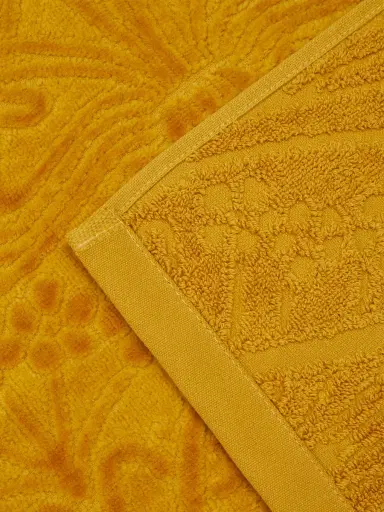 LIBERTY Ianthe Bath Towel | Thumbnail 3