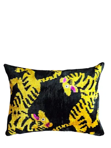 LES OTTOMANS Silk Velvet Cushion | Thumbnail 1