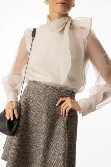Brunello Cucinelli Crispy Bow Blouse | Thumbnail 2