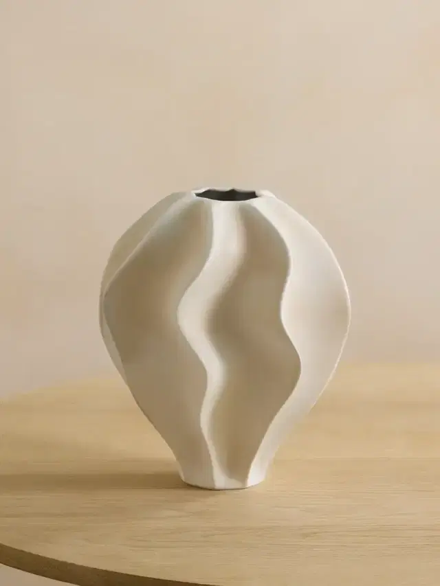 Douro Porcelain Vase