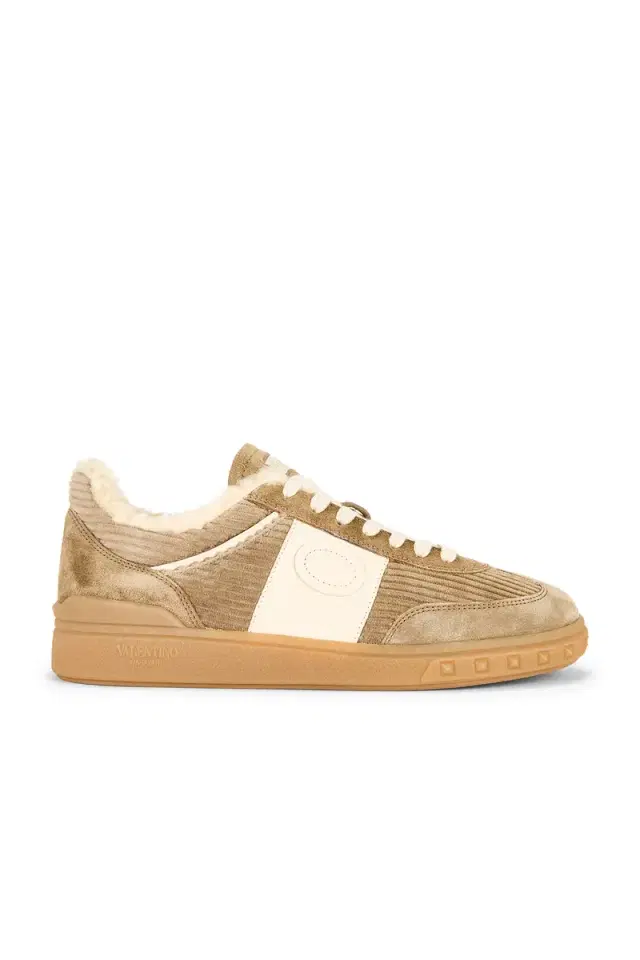 Up Village Sneaker