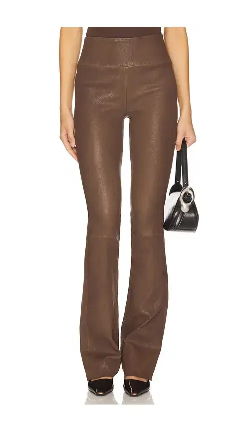 Micro Flare Pant