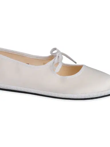 Vibi Venezia Women's Brigitte Round Toe Slippers - Snow White - Size 10 | Thumbnail 3