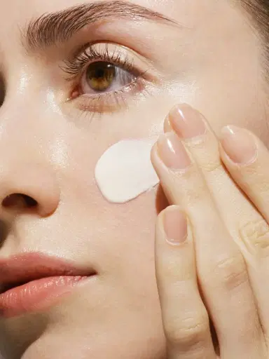 Shiseido Women's Future Solution LX Universal Defense SPF 50 | Thumbnail 5