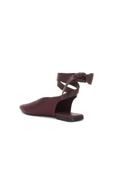 A Emery Maude Flat | Thumbnail 3 A Emery Maude Flat | Thumbnail 3