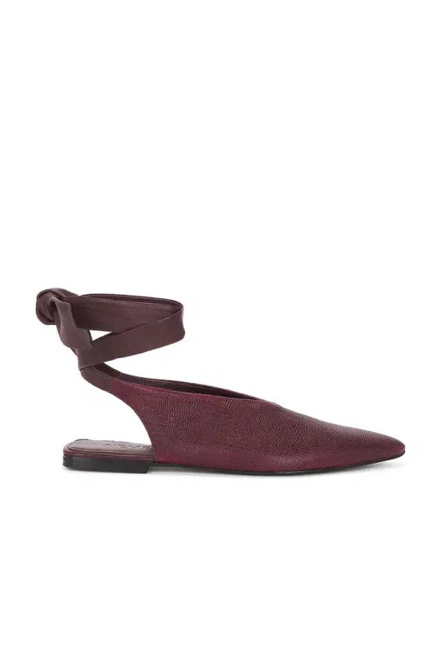 A Emery Maude Flat
