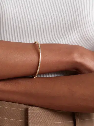 De Beers London Db Classic 18-karat Gold Diamond Bangle | Thumbnail 2 De Beers London Db Classic 18-karat Gold Diamond Bangle | Thumbnail 2