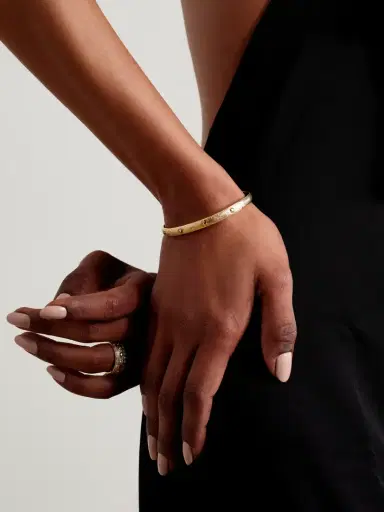 De Beers London Talisman 18-karat Gold Diamond Bangle | Thumbnail 4