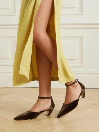 Le Monde Béryl Victoria Suede Pumps | Thumbnail 2
