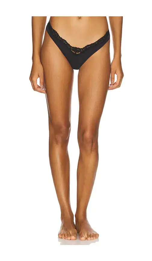 SKIMS Fits Everybody Lace Dip Thong